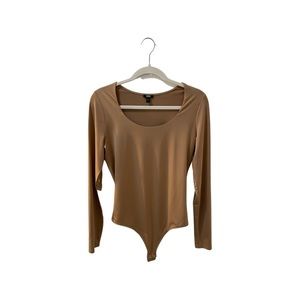 Like New Express Body Contour Long Sleeve Thong Bodysuit in Nude Tan Medium
